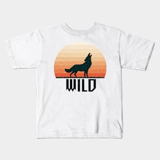 Wolf with text Wild Kids T-Shirt
